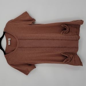 LOGO by Lori Goldstein Boho Top Pleated Accent Shark Bite Hem Shortsleeve